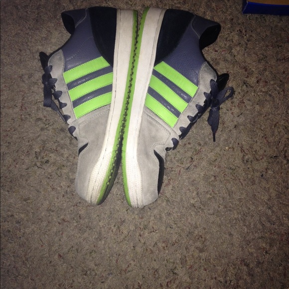 Addidas - Picture 4 of 4